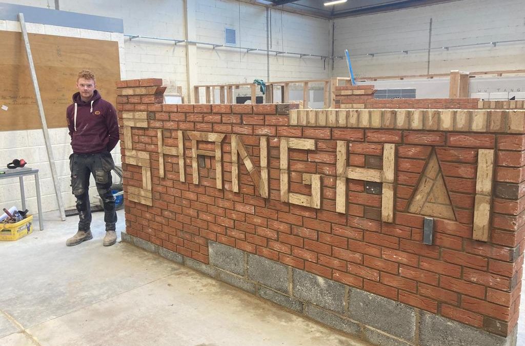 McCabe Group Apprentice Mark McSharry wins Bricklayer of the Year with Solas